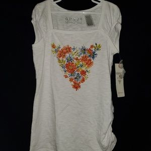 ❤ Guess- T Shirt❤  SuperCute ❤